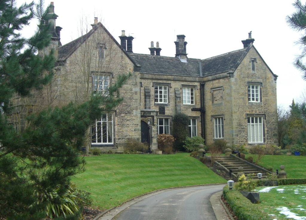 stumperlowe cottage